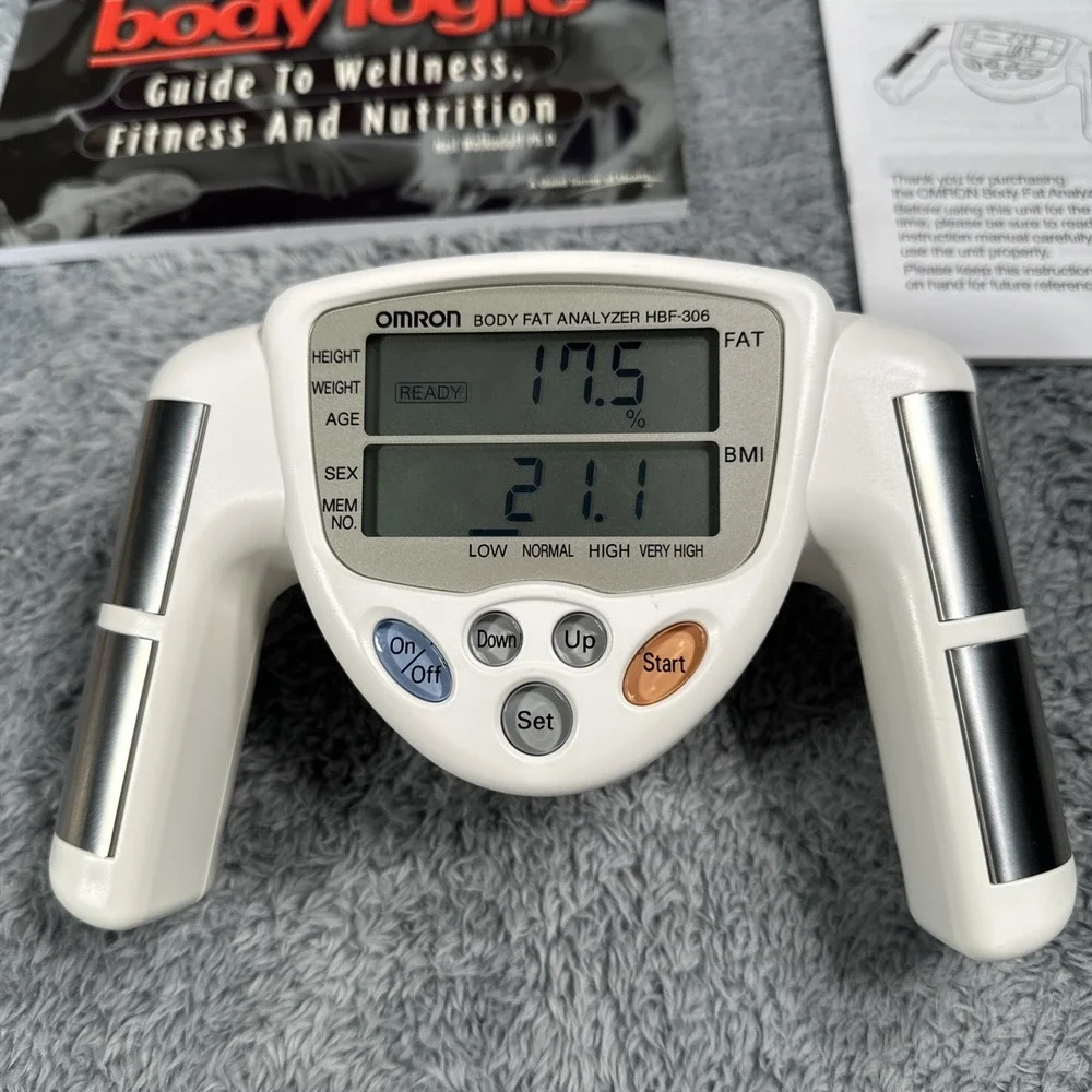 Omron Weight/Fat Loss Monitor HBF-306BL Hand Held BMI Body Mass Index White 306